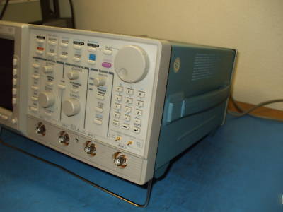 Tektronix TDS520B 500 mhz 4CH 1GS/s oscilloscope