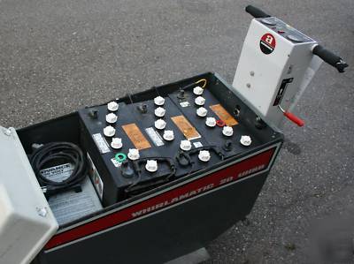 Whirlamatic advance floor baffing machine