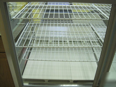 Spartan-refrigerated pastry/display case 12296 bakery