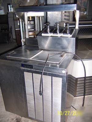 Nsf ice cream freezer w/top extention & syrup rail