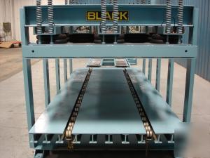 Black brothers 5' x 12' end loading pod press