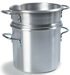 Double boiler / bain-marie aluminum 20 quart capacity.