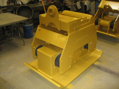 Woods gannon 200-550 excavator plate compactor- driver