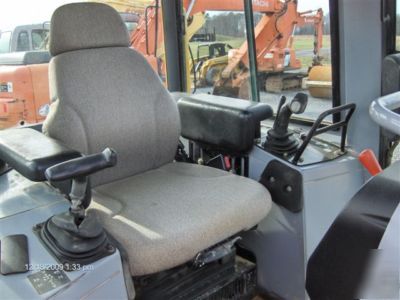 2001 john deere 700H crawler dozer *low hours*