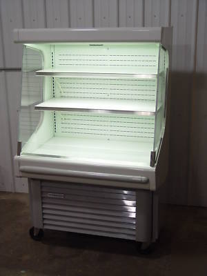 Hussmann open refrigerated merchandiser grab-n-go 40