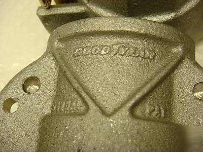 New 8 goodyear insta-lock type d fittings d 125AL 1 1/4