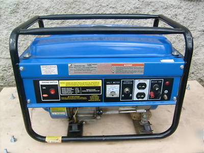 5.5 hp, 2200 rated watts/2400 watts portable generator
