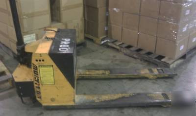 Multiton electric pallet jack / wm 30