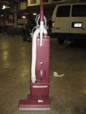 New in box MPV14 commercial vacuum minuteman 14