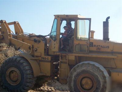 1981 fiat allis 745C wheel loader 