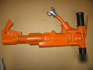 American pneumatic tool pavement breaker apt 140 copy