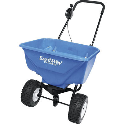 Earthway walk-behind broadcast spreader 65-lb 2020PPLUS