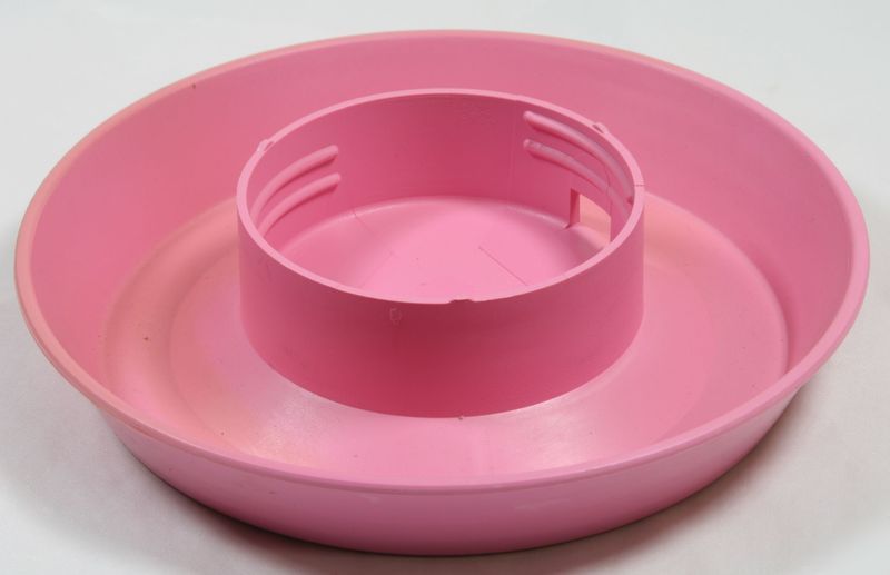 Little giant plastic 1 quart chicken waterer base	