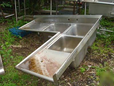 3 compartment corner sink used stainless STEAL71