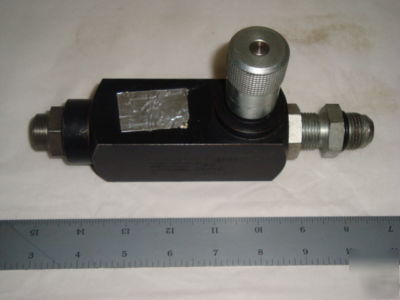 Parker flow control valve model PCM1020S-v