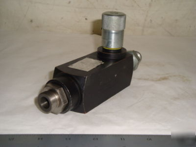 Parker flow control valve model PCM1020S-v