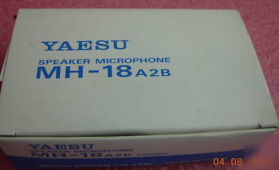 Yaesu mh-18A2B splash proof speaker microphone