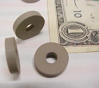 Lot 100 chomerics emi electro conductive rubber washers