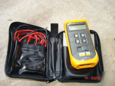 Fluke 12 multimeter with autoranging