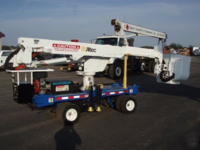 06 skylift with altec AT37-g bucket boom lift must see