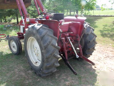 International 454 with case 2200 loader & implements