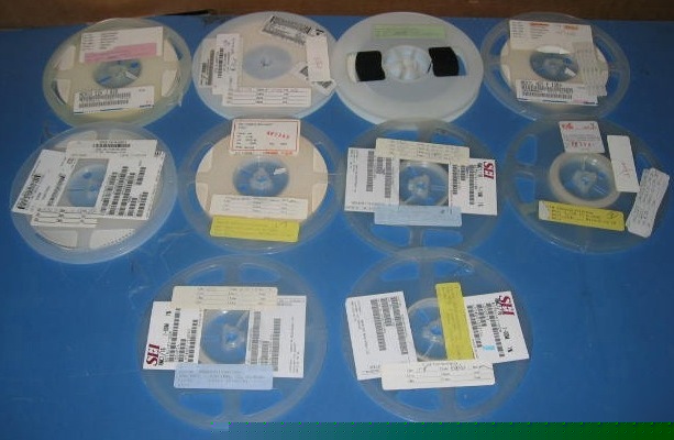 Lot of 10 reels of mixed quantity resistors