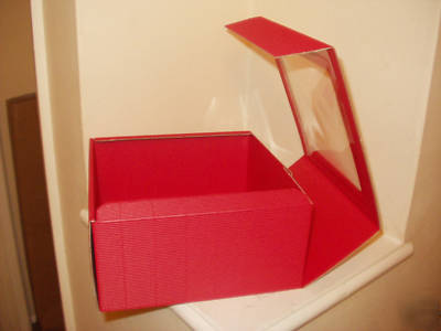 15 x winebox red fluted square hampers w/window (25's)