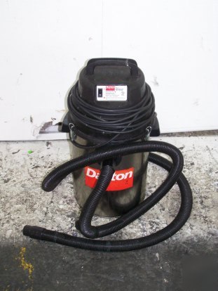 Dayton 4YE67 shop vacuum 