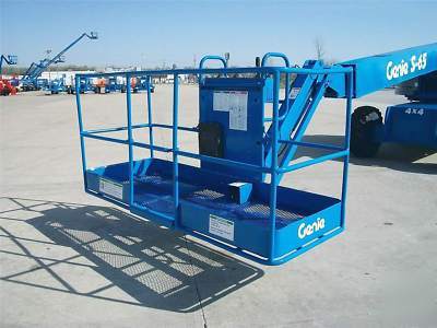 Genie S65 aerial manlift boom lift man boomlift 4 x 4