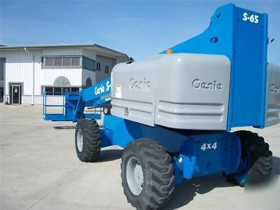 Genie S65 aerial manlift boom lift man boomlift 4 x 4