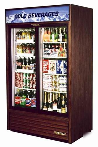 True gdm-41 glass door refrigerator merchandiser