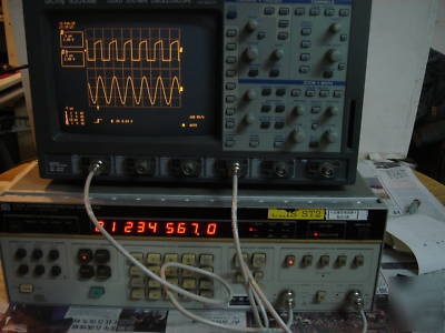 Hewlett packard hp 3325A synthesized function generator