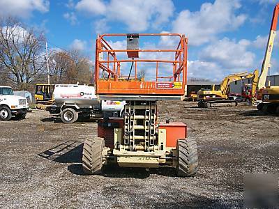 Jlg 40RTS rough terrain scissor lift dual fuel 40' 