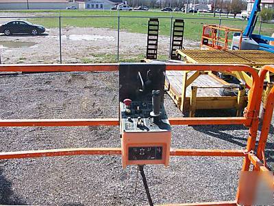 Jlg 40RTS rough terrain scissor lift dual fuel 40' 