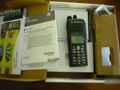 Motorola HT1550XLS HT1550 vhf 160 channel radio 