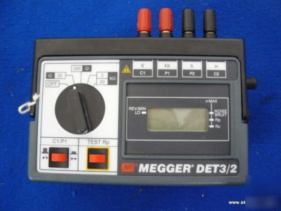 Digital earth tester - megger det 3/2