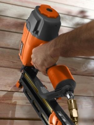 Ridgid 3- 1/2 inch round head framing nailer