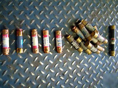 Large lot of fuses - quality selection - time delay 35A