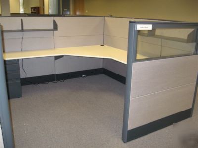 Simplicity 8X8 office cubicles workstations with glass