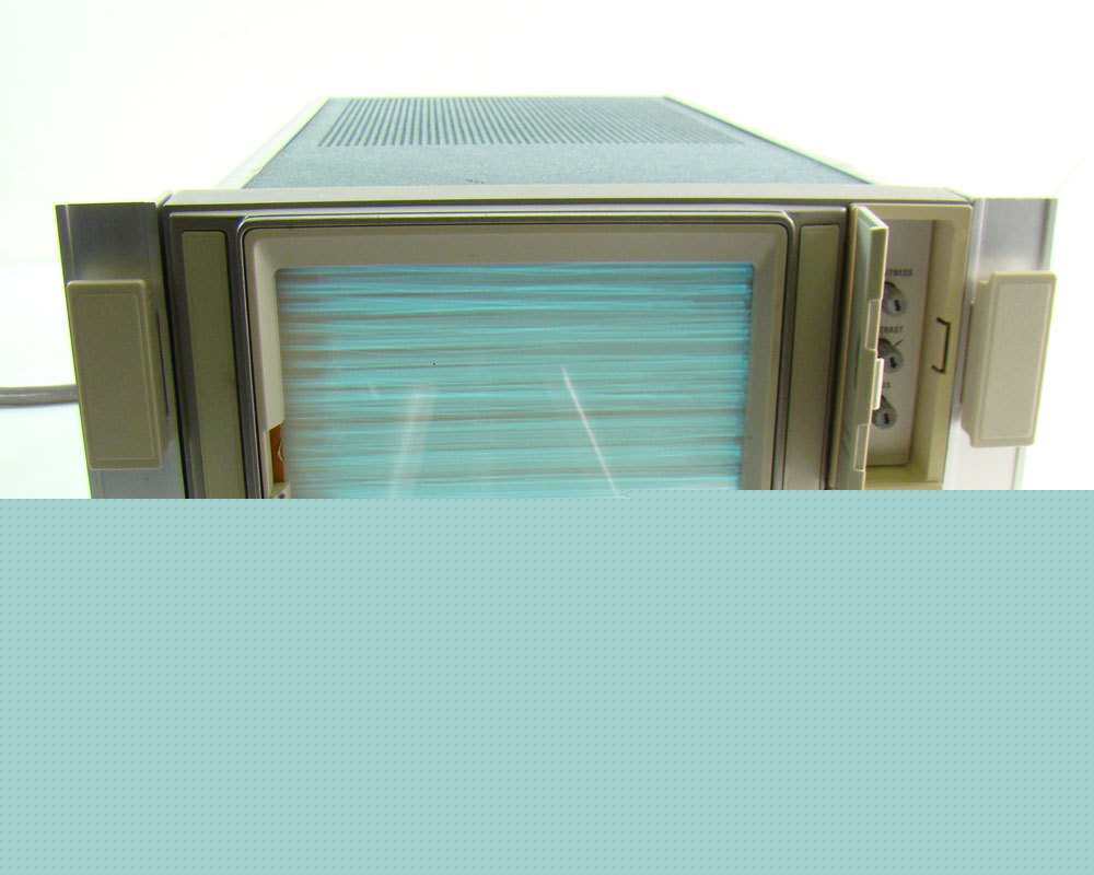 Tektronix 634 oscilloscope monitor plugin - powers up