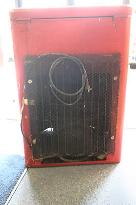 Vendo coke machine a 23 never restore great condition 