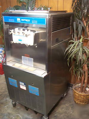 Taylor 754 soft serve ice cream machines air or water 