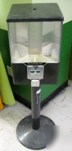 Candy machine dispenser vending used 