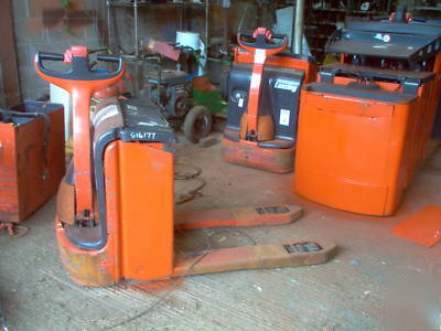 Forklift,pallet trucks.job lot.price inc vat Â£1200EX va