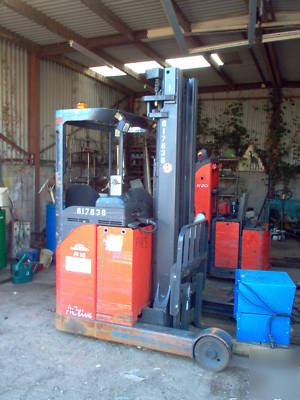 Forklift,pallet trucks.job lot.price inc vat Â£1200EX va