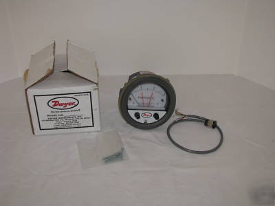 New dwyer photohelic differential pressure switch/gage 