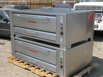 Blodgett 1060B stainless steel double deck pizza oven