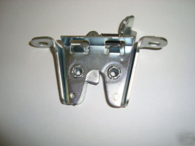 Jcb parts 3CX bonnet claw latch