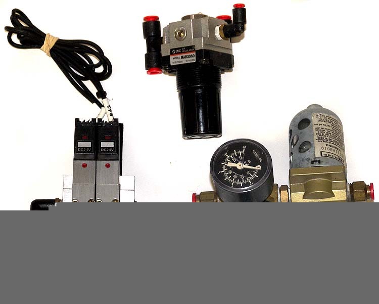 Lot 3 smc koganei vacuum switch regulator valve ejector