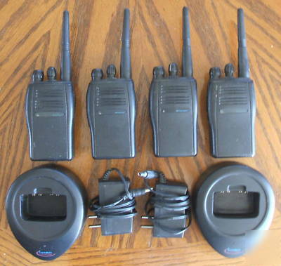 LT3188 uhf handheld business radio set of 5